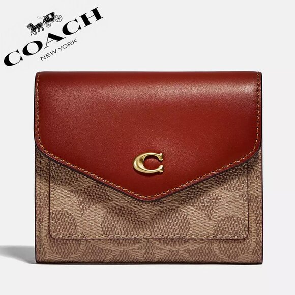 NWT ❤️ Coach Wyn Small Wallet In Colorblock Signature Canvas - Picture 1 of 10